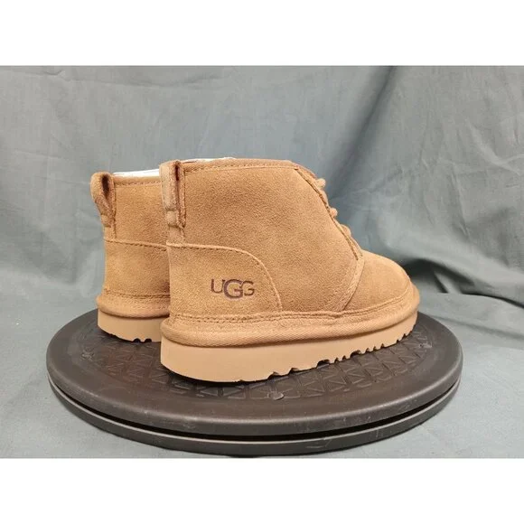 UGG Australia Kids Neumel II Boots Suede Lace-Up Chestnut Size 4 NEW IN BOX! - Picture 8 of 13